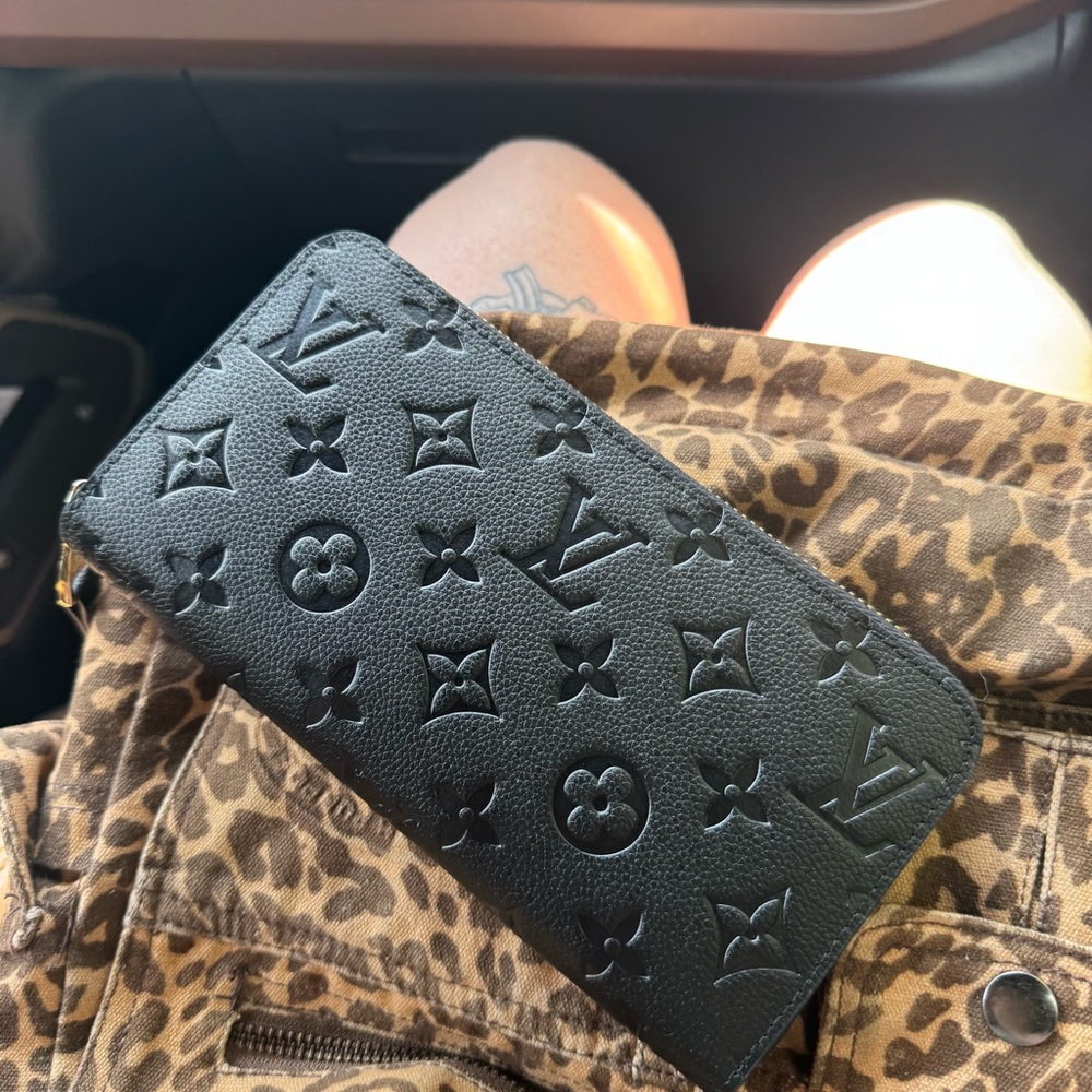 Louis Vuitton Black Noir Empreinte Leather Monogram Clemence Zippy Long Wallet